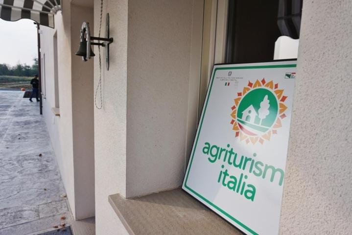 Agriturismo Campogrande Carpaneto Piacentino Extérieur photo